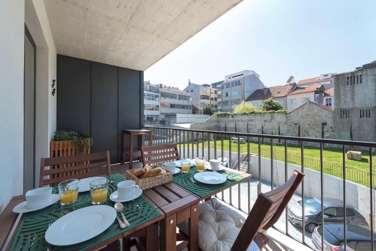 Lovelystay - Downtown Balcony Apartment With Free Parking 波尔图 外观 照片