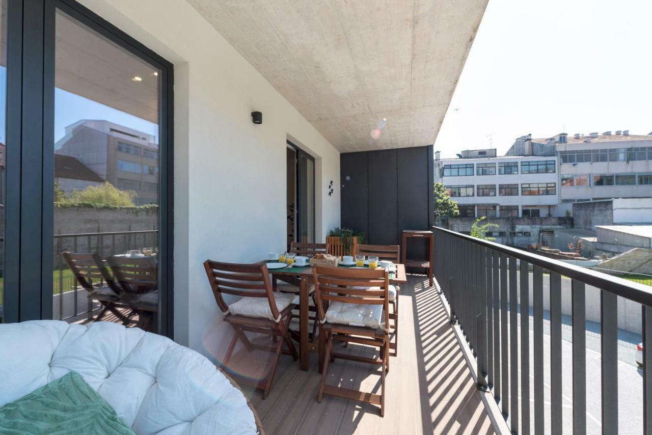 Lovelystay - Downtown Balcony Apartment With Free Parking 波尔图 外观 照片